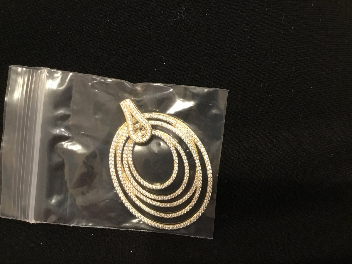 Oval pendant